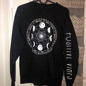 ⭐️BLACK ZODIAC CREWNECK WORN ONCE